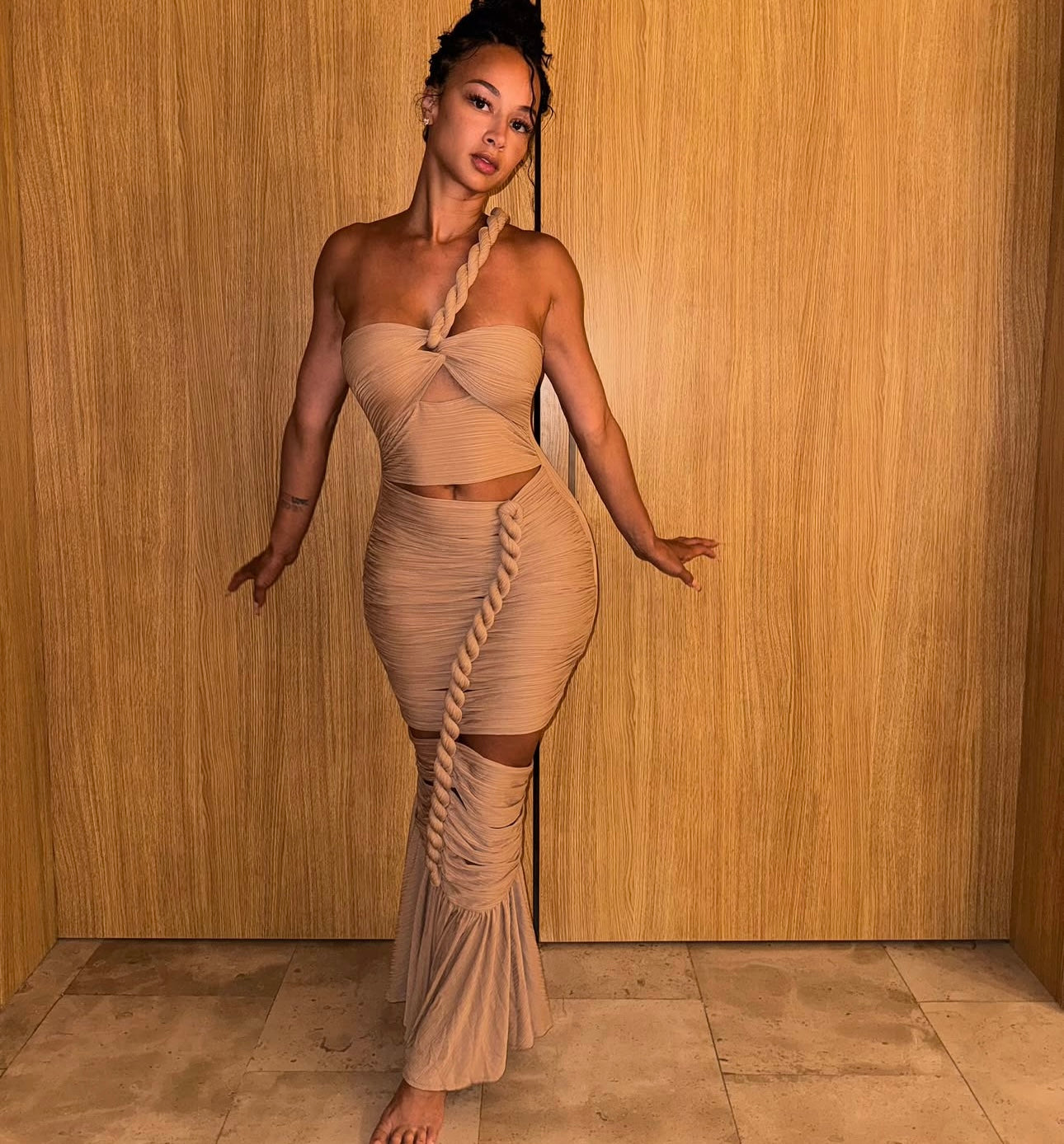 Sailing Babe Dress ( Nude )