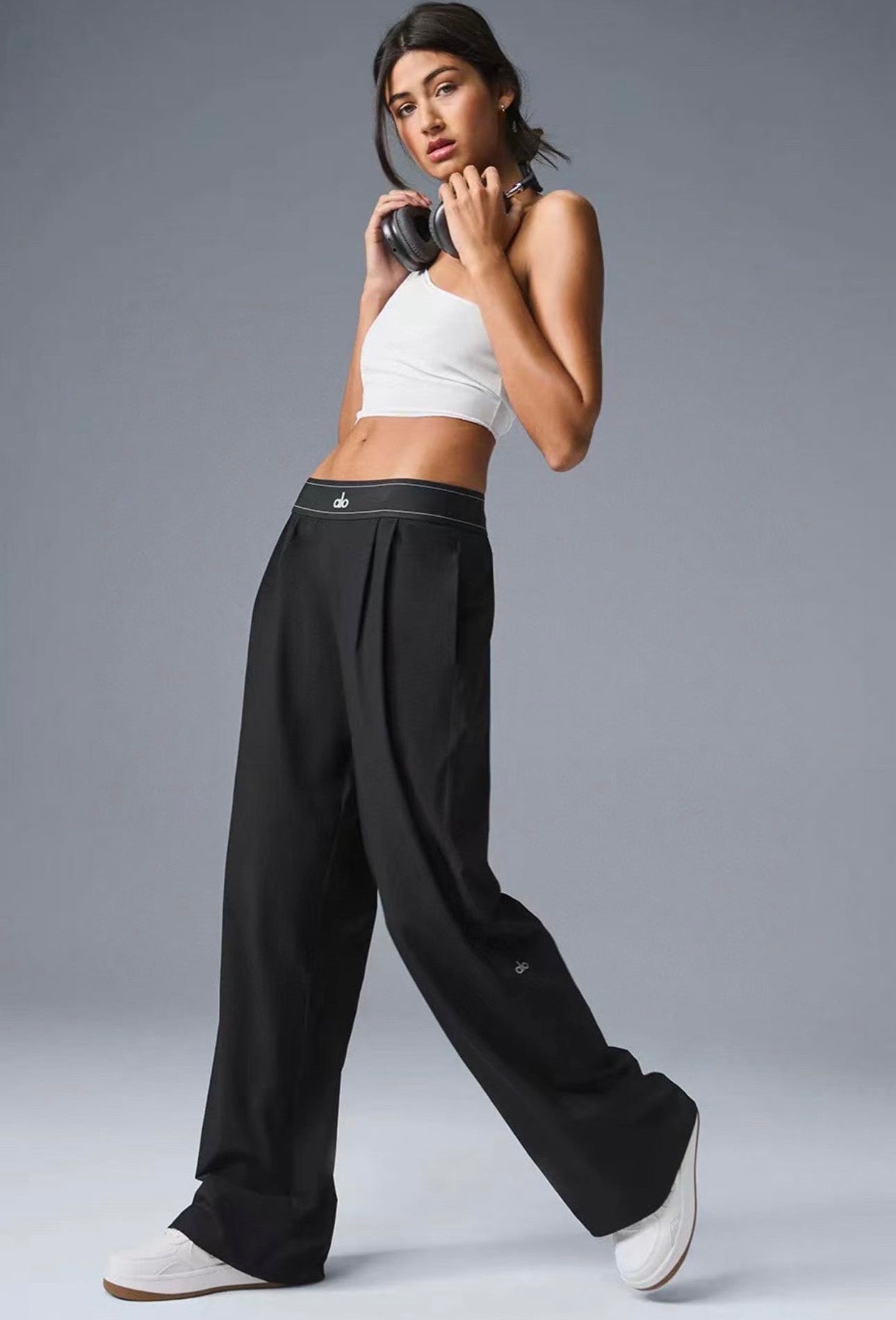 Alo Casual Pants ( Black )