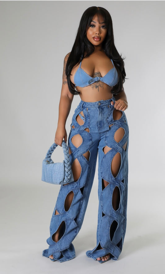Jeaneia Jeans